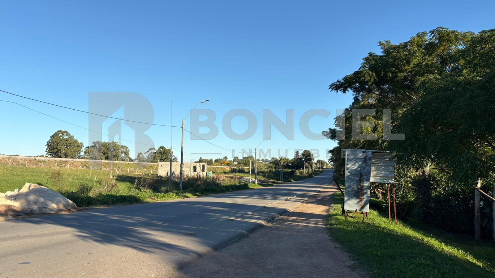 Amplio Terreno En Buena Ubicación, fotografía 3
