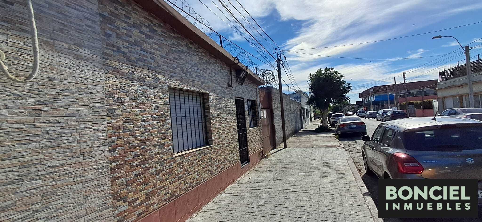 Buena Casa En Excelente Ubicación, fotografía 2