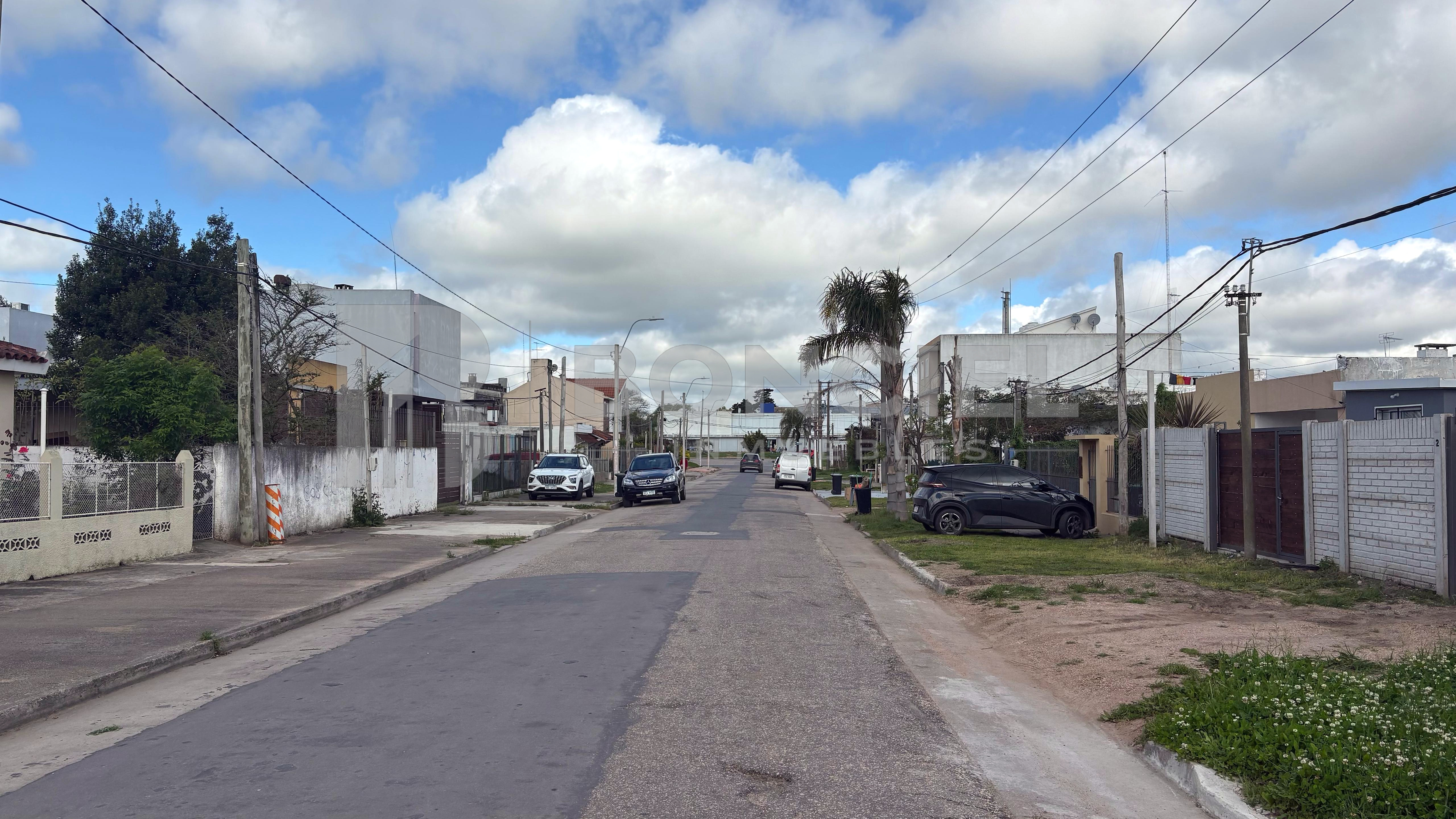 Apartamento Céntrico Dos Dormitorios Y Cochera A Estrenar, fotografía 2