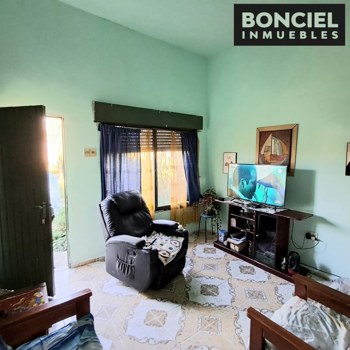 Casa 2 Dormitorios Con Amplio Terreno Y Galpón, fotografía 4