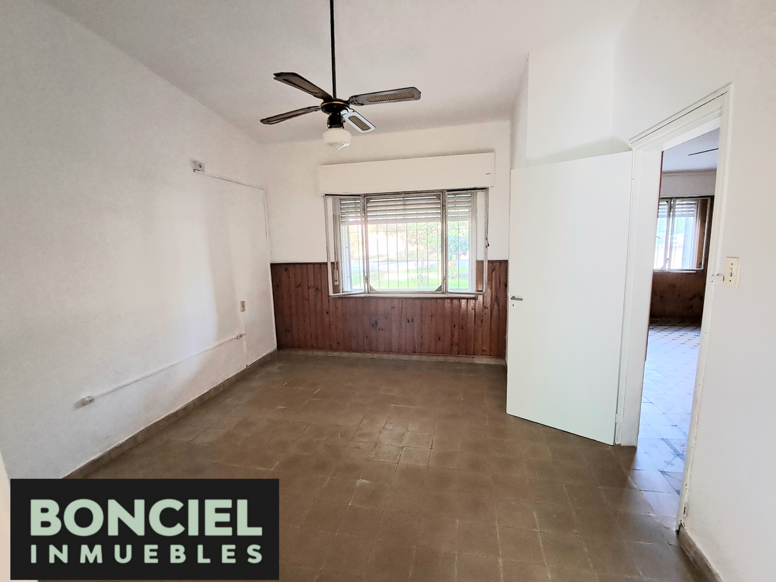 Buena Casa En Excelente Ubicación Vecinal, fotografía 5
