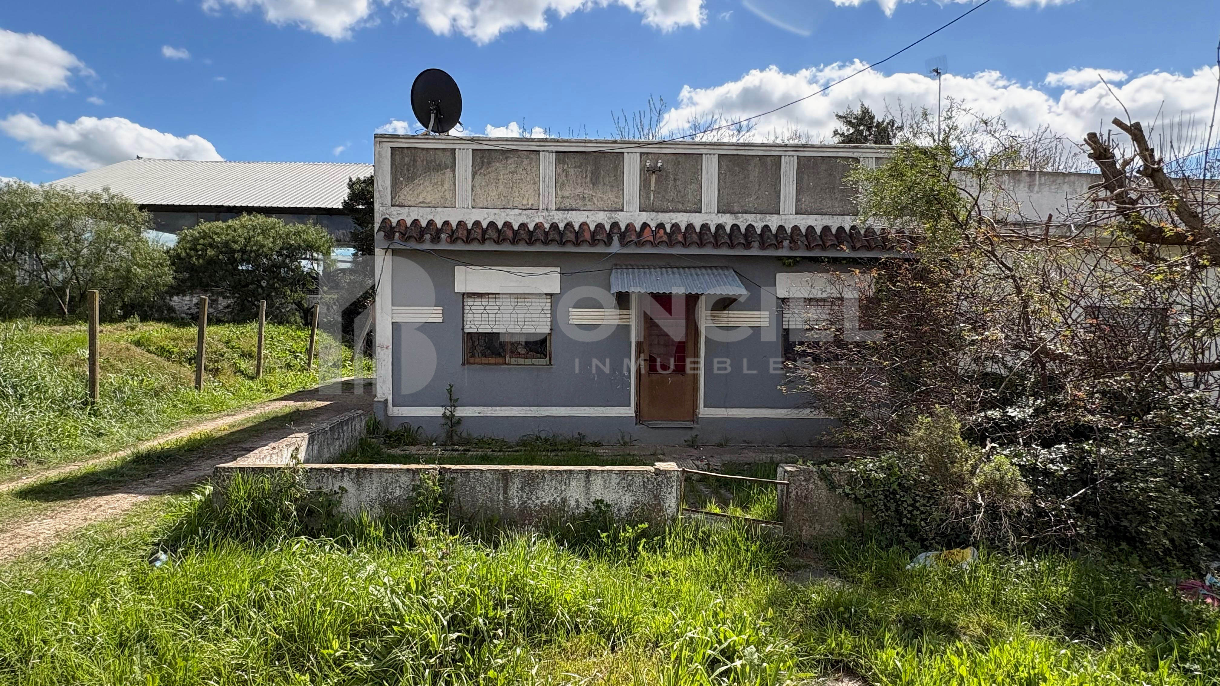 Casa Dos Dormitorios En Excelente Ubicación, fotografía 3