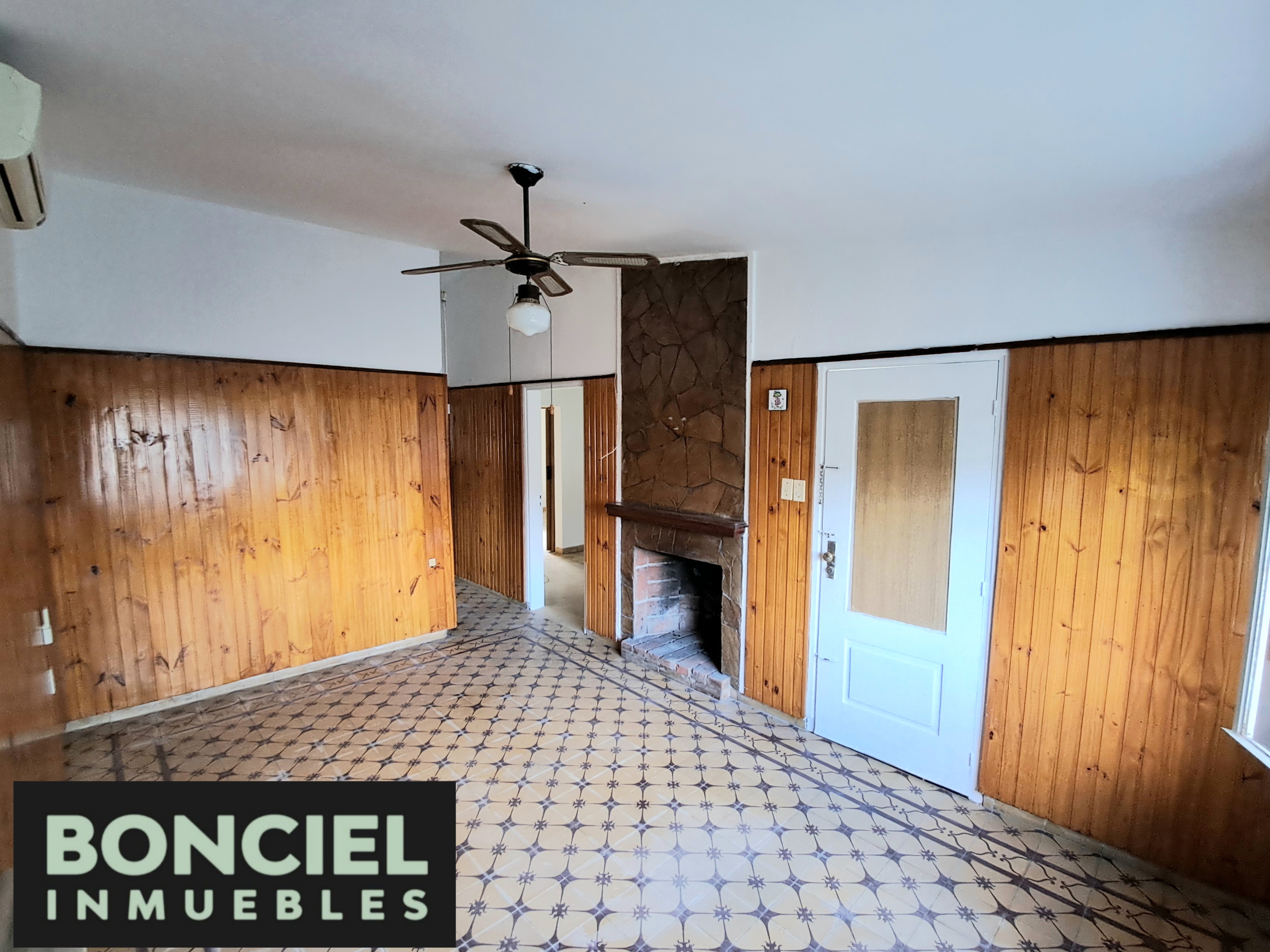 Buena Casa En Excelente Ubicación Vecinal, fotografía 4